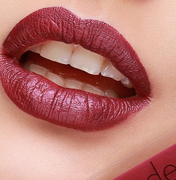 aden Labial con efecto Satín